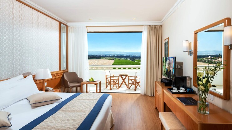 Constantinou Bros Athena Beach Hotel